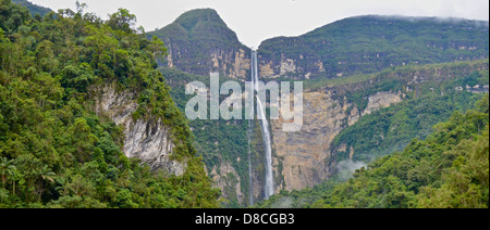 Gocta waterfall, 771m high. Chachapoyas, Amazonas, Peru Stock Photo