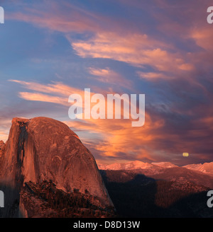 Sunrise at Half Dome in Yosemite National Park Stock Photo - Alamy