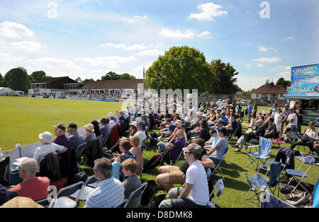 Horsham Sussex UK 26 May 2013 - Its a beautiful day and a bumper crowd Sussex Sharks take on Kent Spitfires in their YB40 match Stock Photo