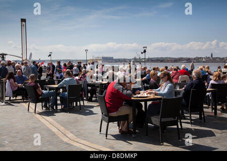 Liverpool, Merseyside, UK, 26th May, 2013. Pier head Cafe patrons at the 70th Commemoration of the Battle of Atlantic part of the Liverpool Waterfront Event. The Battle of the Atlantic was the longest continuous military campaign of the Second World War and was pivotal to the overall success of the allied forces. Stock Photo