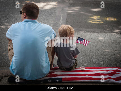 Lititz, USA. 27th May 2013. Memorial Day parade and cemetery presentation in Lititz, PA the official AMERICAS COOLEST SMALL TOWN. Credit: brt PHOTO /Alamy Live News Stock Photo