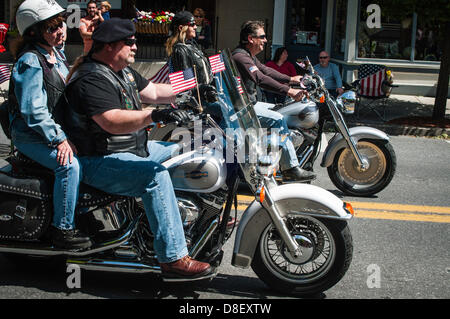 Lititz, USA. 27th May 2013. Memorial Day parade and cemetery presentation in Lititz, PA the official AMERICAS COOLEST SMALL TOWN. Credit: brt PHOTO /Alamy Live News Stock Photo