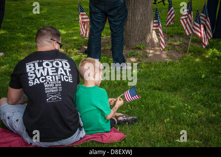 Lititz, USA. 27th May 2013. Memorial Day parade and cemetery presentation in Lititz, PA the official AMERICAS COOLEST SMALL TOWN. Credit: brt PHOTO /Alamy Live News Stock Photo