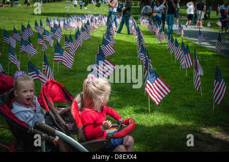 Lititz, USA. 27th May 2013. Memorial Day parade and cemetery presentation in Lititz, PA the official AMERICAS COOLEST SMALL TOWN. Credit: brt PHOTO /Alamy Live News Stock Photo