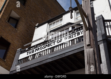 Gallows outside Prospect of Whitby public house, Wapping seen from river Thames