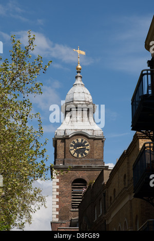 Old graveyard, Scandrett Street, Wapping Stock Photo - Alamy