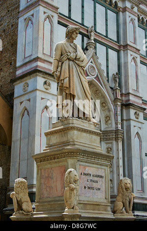 Monument of Dante Allighieri in the Piazza Santa Croce, Florence, UNESCO World Heritage Site, Tuscany, Italy, Europe Stock Photo