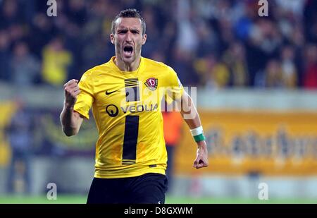 Dresden's Idir Ouali celebrates his 2-0 goal during the Bundesliga 2nd devision relegation second-leg match between Dynamo Dresden and VfL Osnabrueck at gluecksgas-stadion in Dresden, Germany, 28 May 2013. Photo: Jan Woitas Stock Photo