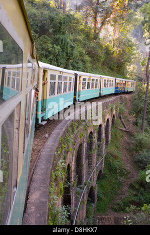 India, Himachal Pradesh, Shimla, the famous Toy train from Kalka to Shimla Stock Photo