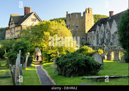13C Stokesay Castle, Craven Arms, Shropshire England from Church of St. John. Timbered Gate House, South Tower, banqueting hall Stock Photo