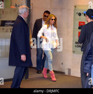 London, UK. 30th May 2013. Jennifer Lopez leaves BBC Radio 1 studios Credit:  JOHNNY ARMSTEAD/Alamy Live News Stock Photo