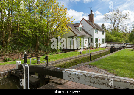 Whittington Lock and cottage on the Staffs & Worcester Canal, Staffordshire, England, UK Stock Photo