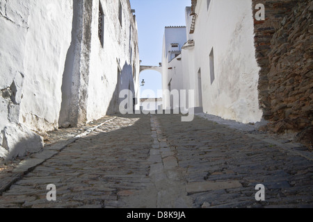 A beautiful passageway in Monasaraz.  Alentejo, Portugal. Stock Photo