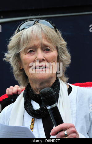 Virginia McKenna (actress and founder of the Born Free foundation) speaking against the proposed badger cull - National March Against the Badger Cull, Saturday 1st June 2013, by Tate Britain gallery. Stock Photo