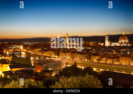 Florence, Arno River and Ponte Vecchio at dawn, Italy Stock Photo