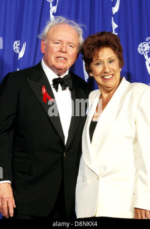 FILE PHOTO - JEAN STAPLETON, the veteran of stage and film best known as Archie Bunker's long-suffering wife Edith in the seminal TV series 'All In The Family,' died Friday May 31, 2013 at her home in New York City. She was 90. PICTURED: Sept. 8, 1996 - Pasadena, California, U.S. - CARROLL O'CONNOR and JEAN STAPLETON at the 48th Primetime Emmy Awards. (Credit Image: © Lisa Rose/Globe Photos/ZUMAPRESS.com) Stock Photo
