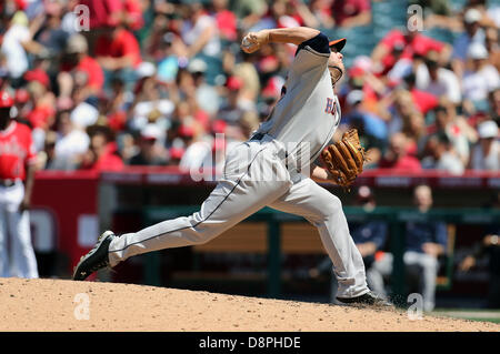 Anaheim, California, USA. 2nd June 2013. Houston Astros starting pitcher Brad Peacock (43) pitches during Little League Days and the game between the Houston Astros and the Los Angeles Angels at Angel Stadium on June 2, 2013 in Anaheim, California. Rob Carmell/CSM/Alamy Live News Stock Photo