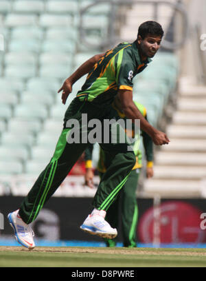 London, UK. 3rd June 2013. Ehsan Adil of Pakistan during the ICC Champions Trophy Warm Up fixture between Pakistan and South Africa from The Kia Oval. Credit:  Action Plus Sports Images/Alamy Live News Stock Photo