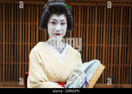 Maiko going to work, Kyoto, Japan Stock Photo