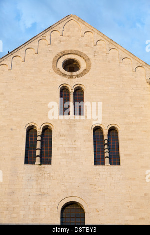 detail of facade, Basilica di San Nicola (Basilica of Saint Nicholas) church, Bari, Puglia, Italy Stock Photo