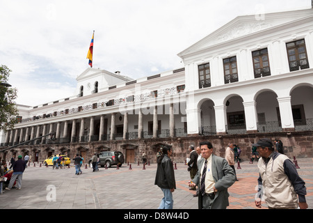 Palacio de Gobierno, Plaza de la Independencia, Quito, Old City, Ecuador Stock Photo