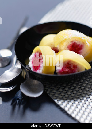 Exotic fruit Sushis Stock Photo - Alamy