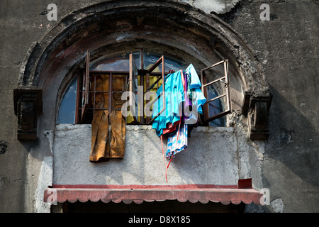 Laundry hung out to dry in Manila, Philippines Stock Photo