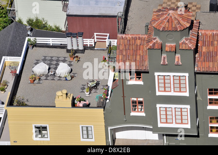 Rooftops and roof gardens in the pleasant residential district of Telegraph Hill, San Francisco, on a sunny day in July Stock Photo