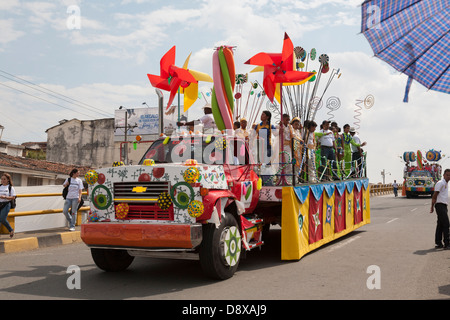 La Feria Nº61 de Cali: From Salsódromo to Superconcierto (feat