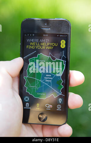 London, UK. 6th June, 2013. A new Glastonury Festival phone app went live today. The app, which has been built by EE, is the only official mobile app for this year's Festival. It's available for devices using Apple iOS and Android. Download the app (whatever network you're on) and you’ll be able to see who’s playing where, with full stage listings from the Guardian Guide. Once the full line-up timings are announced, you'll even be able to make your own schedule and set reminders.   Credit:  Ed Stone/17�Թ����� Live News Stock Photo