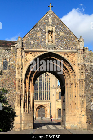 Norwich, Erpingham Gate, Cathedral Close, Norfolk, England, UK English medieval gates Stock Photo