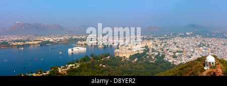 View of Udaipur from Machla Magra (Fish Hill). Lake Pichola, Udaipur hills, City Palace and the numerous attractions of the city