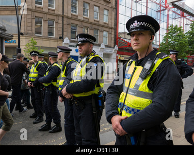 Police Crowd Control During An EDL Protest In Hanley Stoke-on-Trent ...