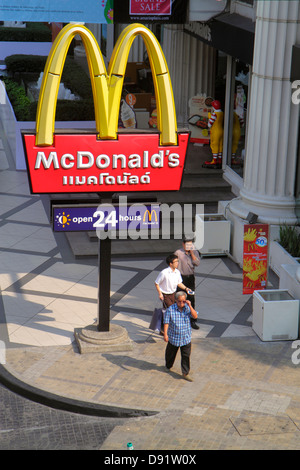 Bangkok Thailand,Thai,Pathum Wan,Ploenchit Road.,Lumpini,McDonald's,burgers,hamburgers,restaurant restaurants food dining cafe cafes,fast food,sign,go Stock Photo