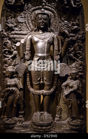 Standing Vishnu and his Consorts, Lakshmi and Sarasvati, Pala Period. Metropolitan Museum of New York, Manhattan, New York City Stock Photo