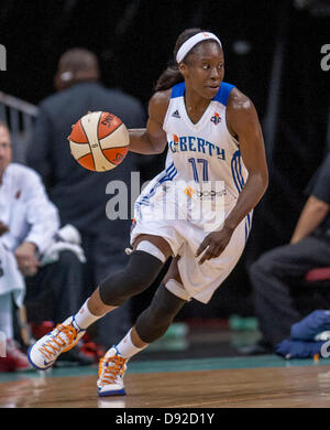 June 5, 2013 - Newark, New Jersey, U.S. - June 5 2011: Liberty's guard/forward Essence Carson (17) penetrates toward the basket in the first half during WNBA action at the Prudential Center in Newark, New Jersey between the New York Liberty and the Indiana Fever. New York Liberty defeated Indiana Fever 75-68 in over time. Stock Photo