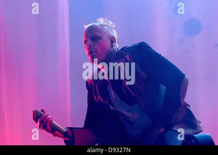Singer of the British band 'The Prodigy', Keith Flint, performs on stage during the Rock am Ring music festival in Nuerburg, Germany, 8 June 2013.  Photo: Thomas Frey Stock Photo