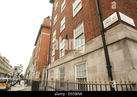 THE LONDON CLINIC THE LONDON CLINIC WITH PRINCE PHILIP INSIDE  LONDON ENGLAND 10 June 2013 Stock Photo