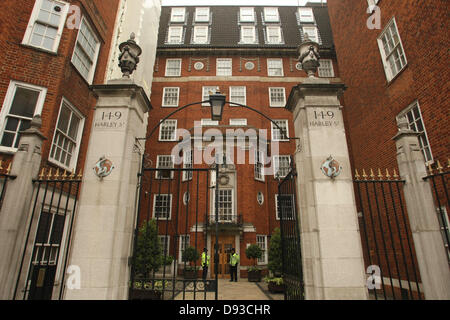 THE LONDON CLINIC THE LONDON CLINIC WITH PRINCE PHILIP INSIDE  LONDON ENGLAND 10 June 2013 Stock Photo