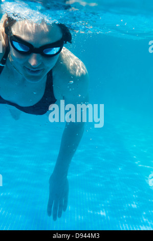 woman in the pool ( underwater view Stock Photo - Alamy