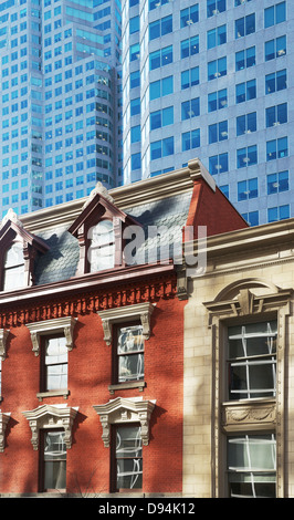 Buildings Old and New Toronto Yonge Street Stock Photo - Alamy