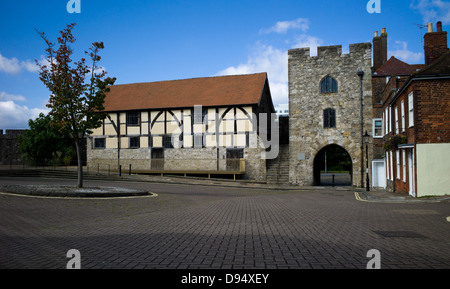 Wesgate Hall  a 15th century timbered hall in medieval southampton next to west gate in the Town Walls of Old Southampton Stock Photo