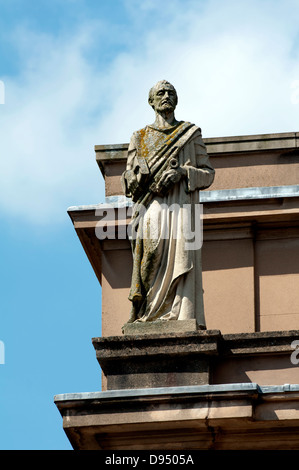 Saint Peter statue on St. Peter and St. Paul Catholic Church, Wolverhampton, UK Stock Photo