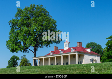 Washington estate mansion at Mt Vernon, Virginia, USA Stock Photo