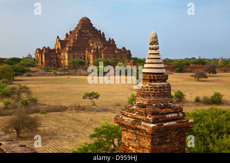 The 12th century DHAMMAYANGYI PAHTO or TEMPLE is the largest in BAGAN and was probably built by Narathu Stock Photo