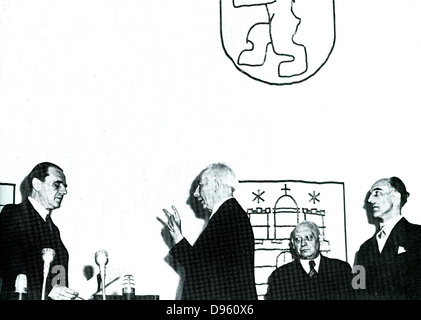 Theodor Heuss(1884-1963), German politician, sworn in as President of the Federal Republic of Germany. Stock Photo