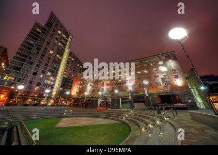 Manchester Great Northern Railway Warehouse, entertainment complex at dusk, NW England, UK Stock Photo
