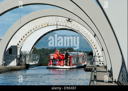 Boat, Falkirk Wheel, Bonnybridge, Falkirk, Scotland, Great Britain, Europe |Boot, Schiffshebewerk, Falkirk Wheel, Bonnybridge, F Stock Photo