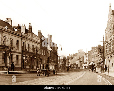 Barnet High Street early 1900s Stock Photo