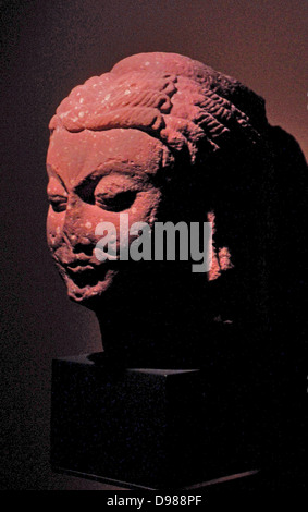 Mathura Gupta style sculpture of the Hindu god Vishnu circa AD 300-400, sandstone. Stock Photo